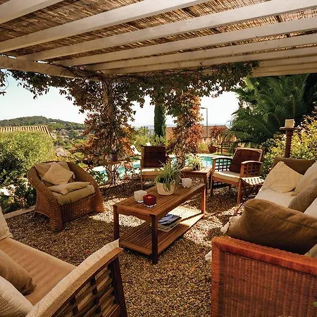 Studio Holiday In Vakantiehuis Vallauris